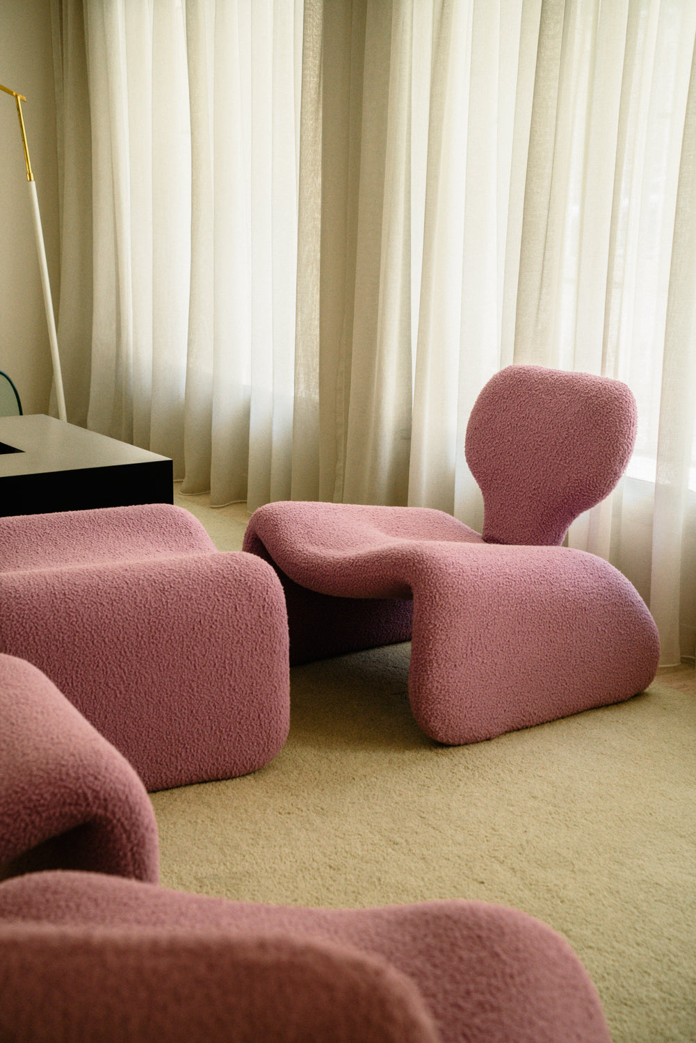 Rare set of 2 Djinn chairs with 2 ottomans by Olivier Mourgue for Airborn, 1970s