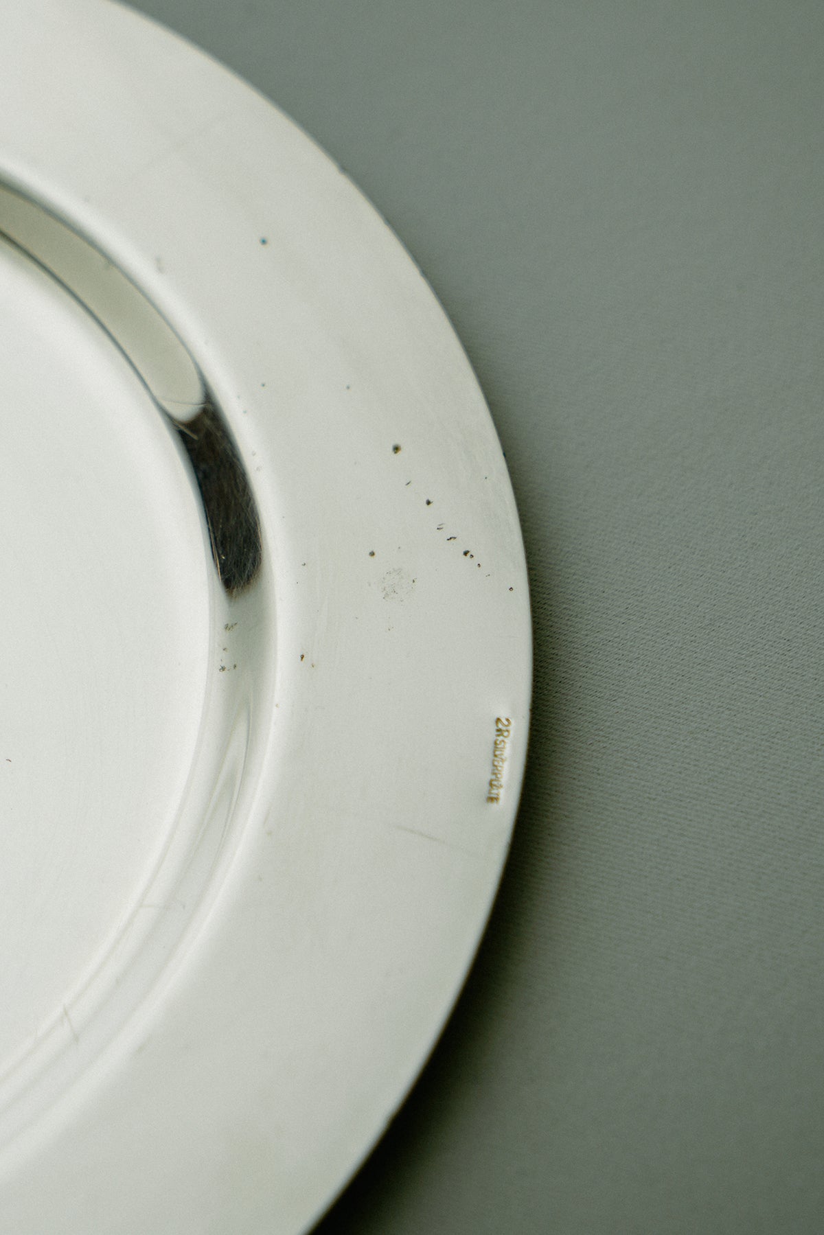 Round plate