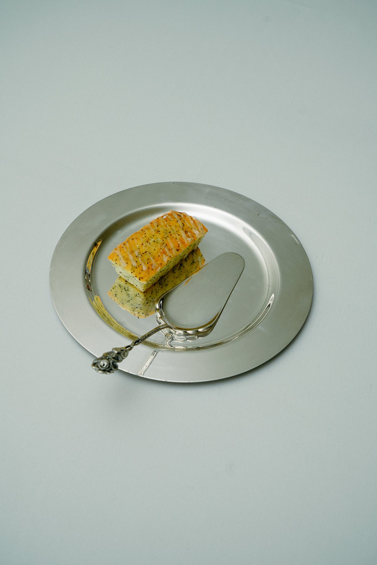 Round plate