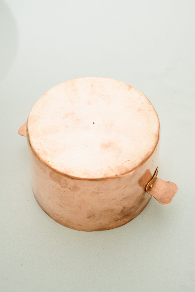 Copper cache-pot