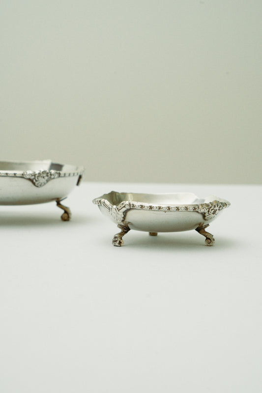 Set of 2 mini bowls
