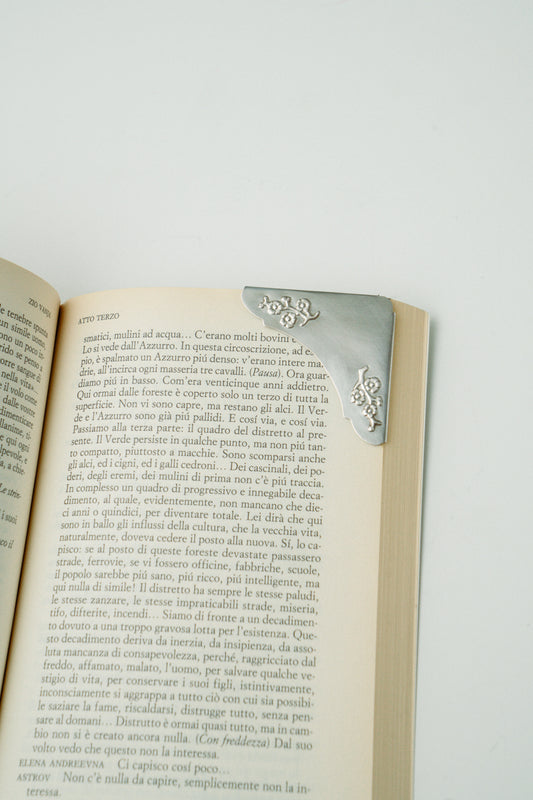 Silver 800 bookmark