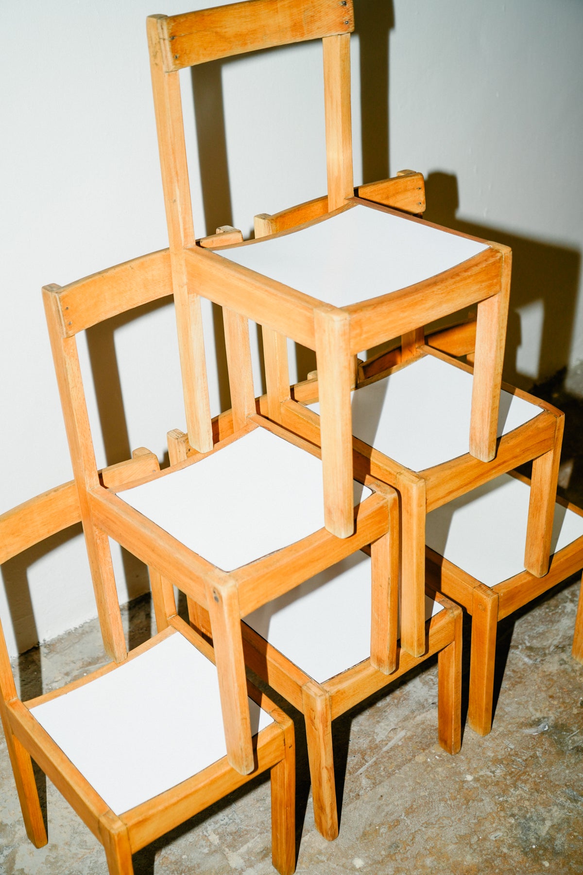 Kids school chairs (set of 6)