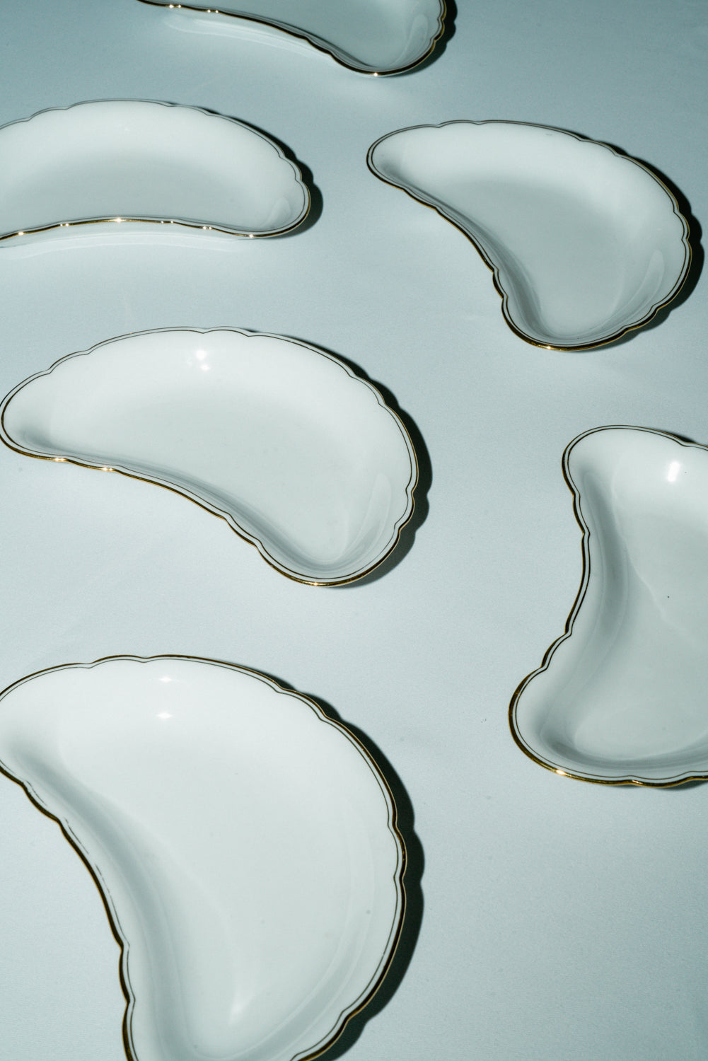 Set of 6 ceramic moon plates
