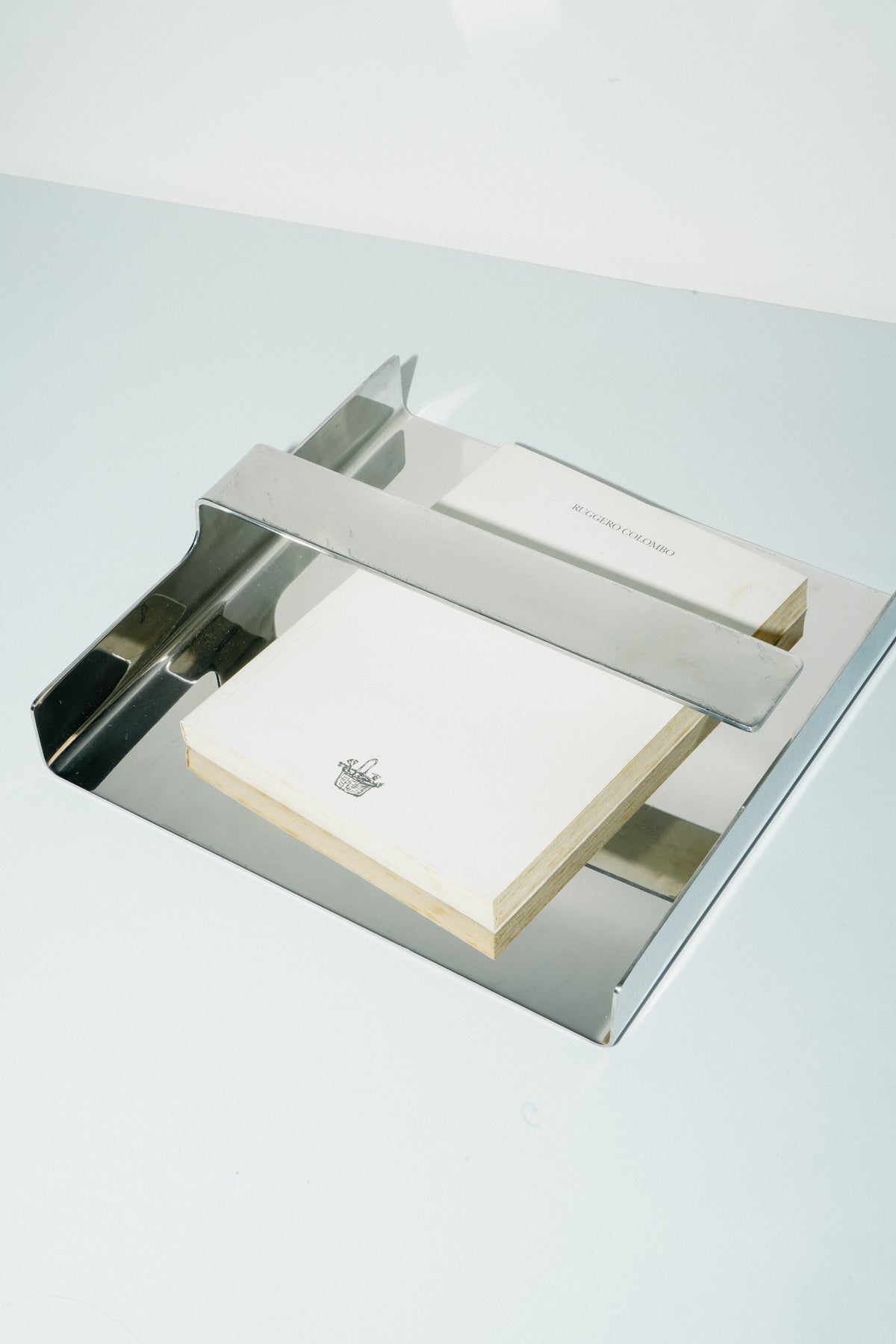 Giuliana Gramigna for Arthur Krupp Milano paper holder
