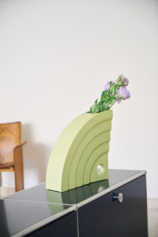 Florio shell vase by Luciano Florio Paccagnella for Florio Keramia, 1995