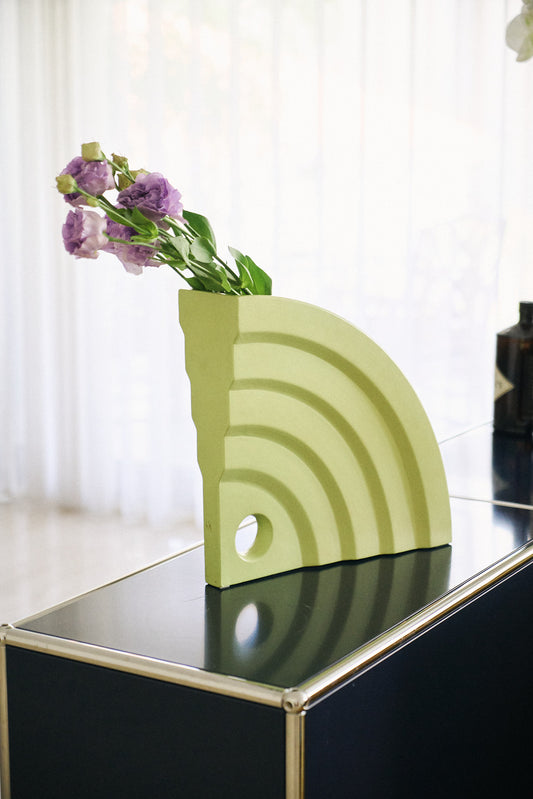 Florio shell vase by Luciano Florio Paccagnella for Florio Keramia, 1995