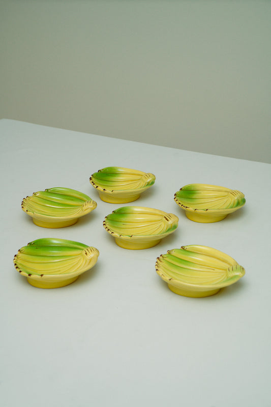 Set of 6 small ceramic banana plates