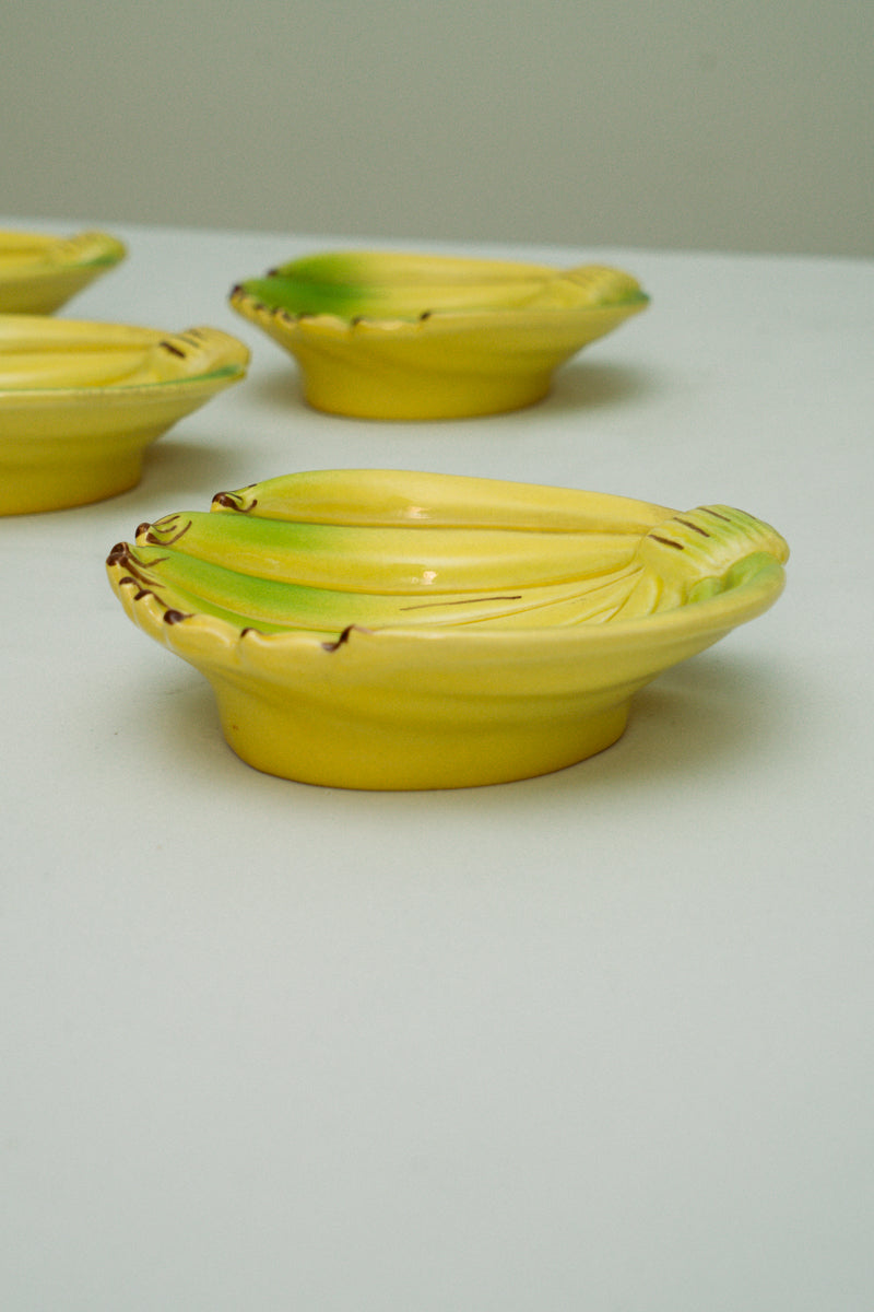 Set of 6 small ceramic banana plates