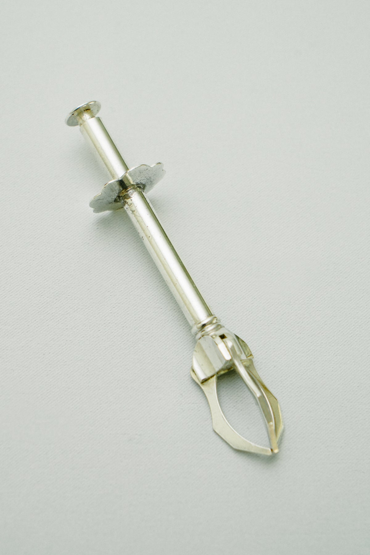 Sugar and/or olive tongs