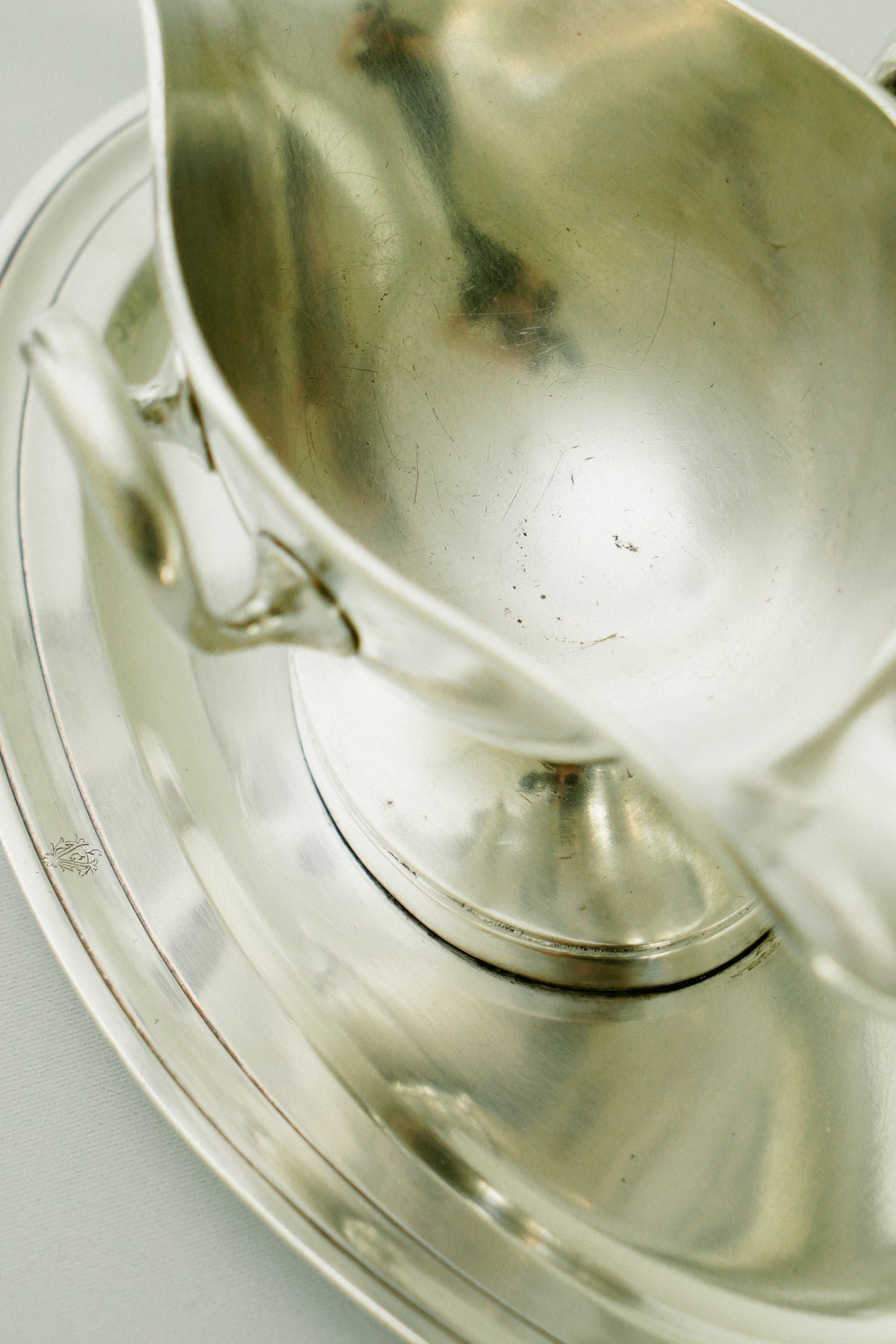 Set of 2 saucers