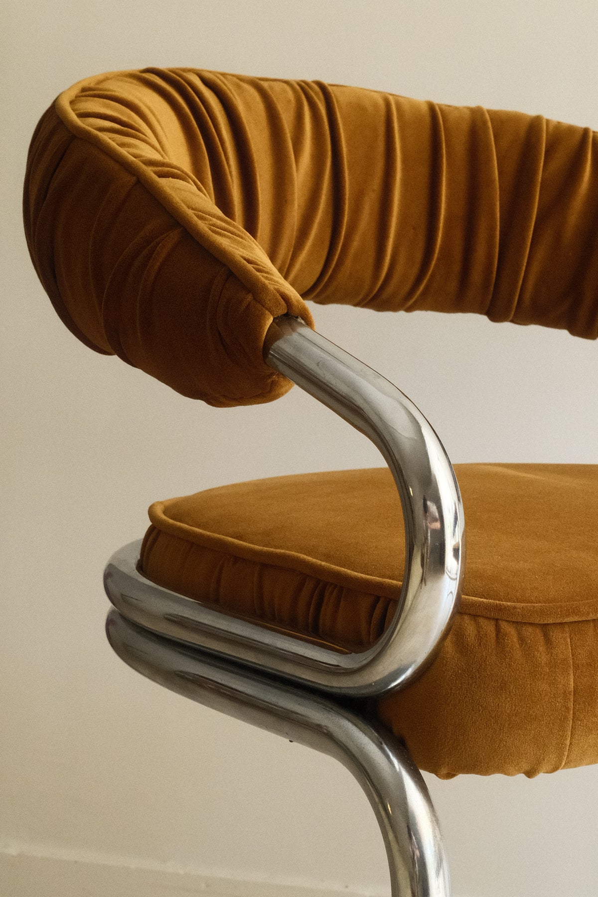 Set of 2 chrome chairs by Giotto Stoppino